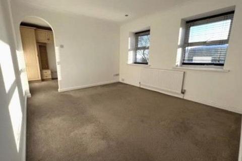 1 bedroom flat for sale, Lambs Close, Cuffley, Potters Bar