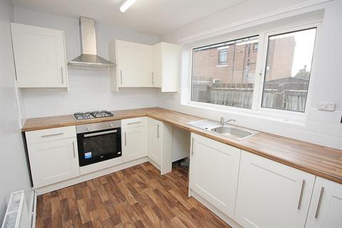 2 bedroom terraced house to rent, Blucher, Newcastle upon Tyne NE15