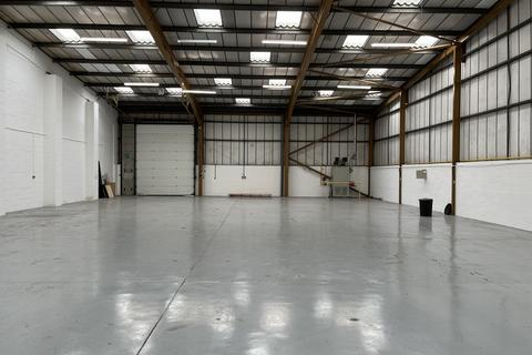 Warehouse to rent, Milton Keynes MK11