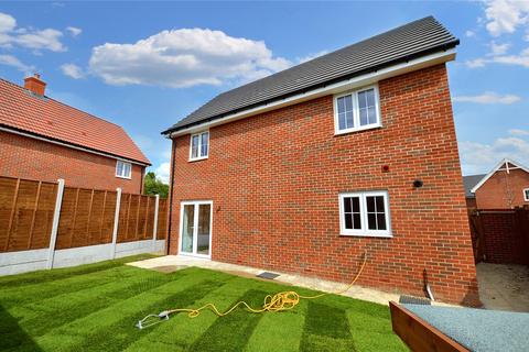 3 bedroom detached house to rent, Mountbatten Way, Bishop's Stortford, Hertfordshire, CM23