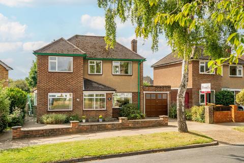 3 bedroom detached house for sale, Foxcroft, Hertfordshire AL1