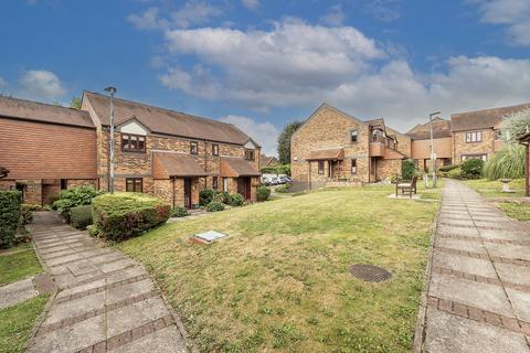 2 bedroom penthouse for sale, Belmont Hill, Hertfordshire AL1