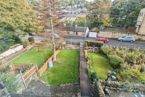 7 Hebble Gardens, Halifax, HX2 0TF