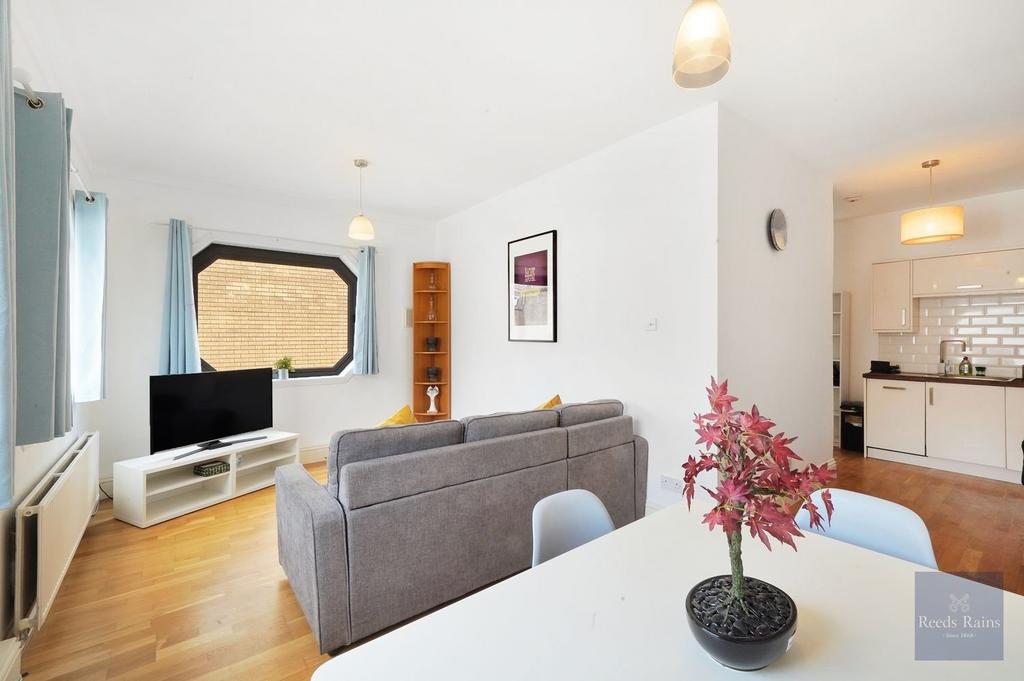 Kitchen/Reception