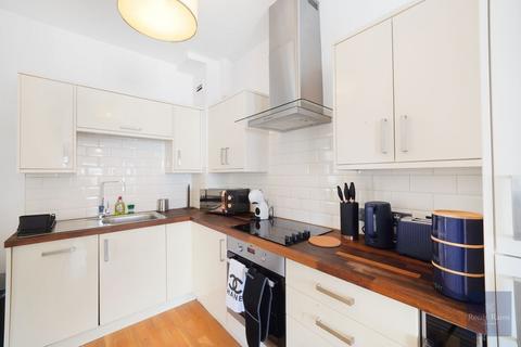 1 bedroom apartment for sale, Lower Marsh, London SE1