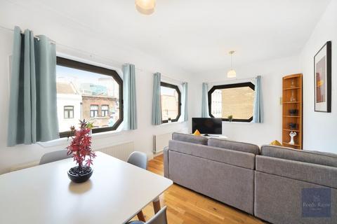 Flat 3, 13 Lower Marsh, London, SE1 7RJ