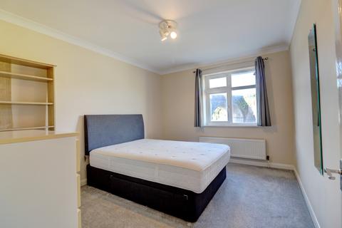 1 bedroom penthouse for sale, Temple End, High Wycombe HP13