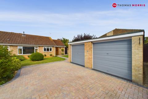 2 bedroom bungalow for sale, Adelaide Walk, Huntingdon PE28