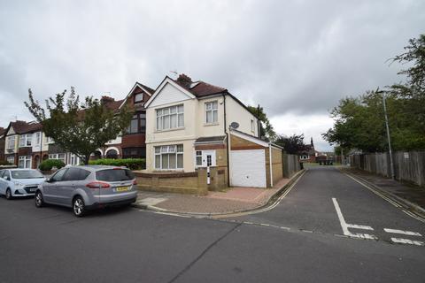 3 bedroom end of terrace house for sale, Doyle Avenue, Hampshire PO2