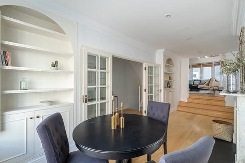 3 bedroom property to rent, Montpelier Place, Knightsbridge, SW7