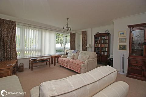 2 bedroom flat for sale, Lyell Court, Lyell Road