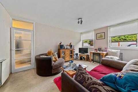 2 bedroom flat for sale, Ham Street, Richmond, TW10