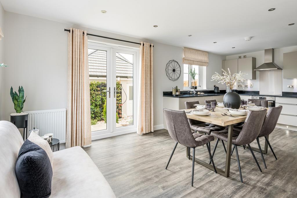 Dining room in 4 bedroom home