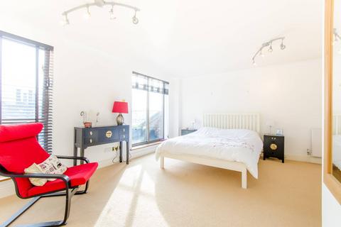 2 bedroom flat to rent, Cumberland Mills Square, Isle Of Dogs, London, E14