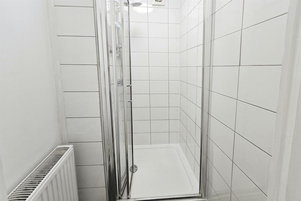 Ground Floor Shower