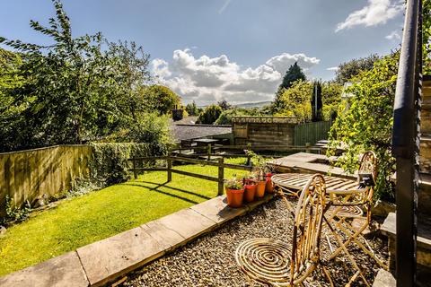 4 bedroom terraced house for sale, Rochdale Road, Sowerby Bridge HX6