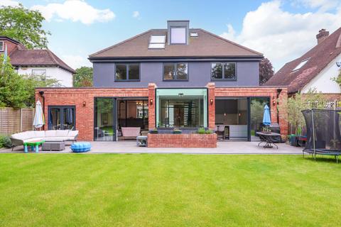 5 bedroom detached house for sale, Woodland Way, Weybridge, Surrey, KT13