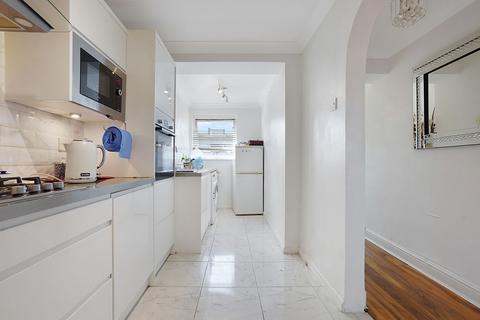 3 Harptree Drive, Chatham, ME5 0TH
