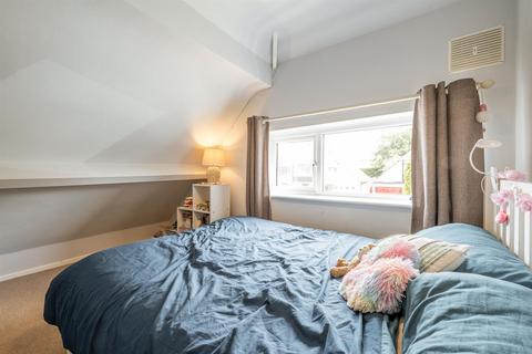 4 Mayfair, Stourbridge, DY9 0XE