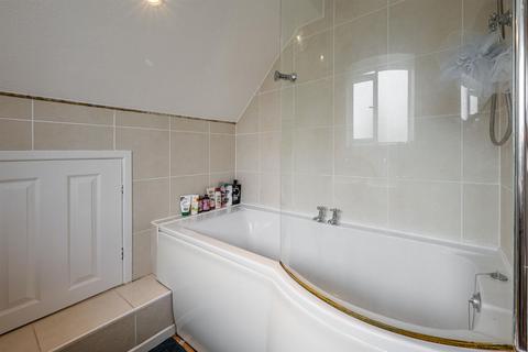 4 Mayfair, Stourbridge, DY9 0XE