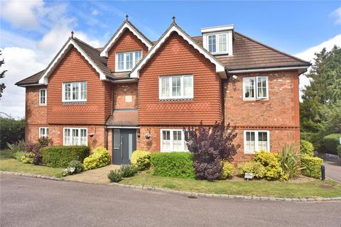 2 bedroom penthouse for sale, Highdown Close, Banstead, Surrey, SM7