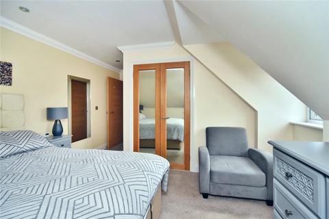 5 Highdown Close, Banstead, SM7 1AS