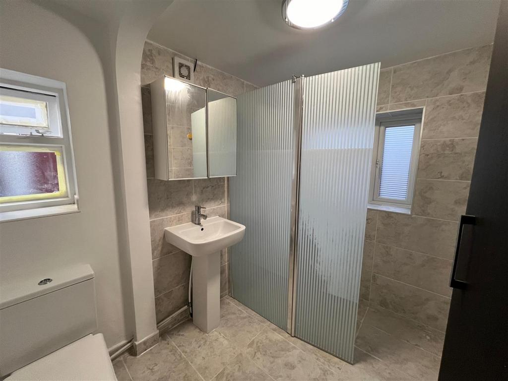 Shower room.jpeg