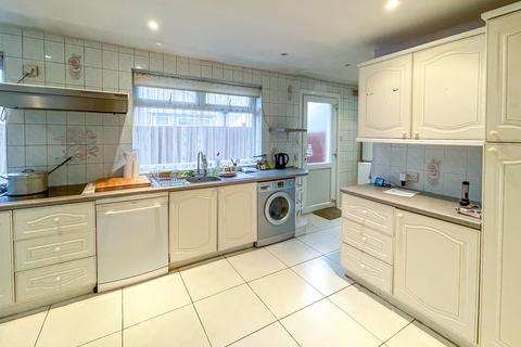 3 bedroom detached house for sale, Oakington Avenue, Wembley Park, HA9