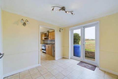 2 bedroom detached bungalow for sale, Collingwood Road, Bempton