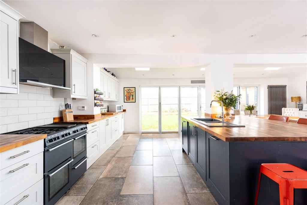 Kitchen/Breakfast