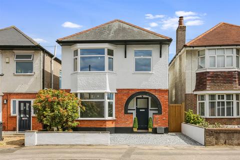 3 bedroom detached house for sale, Southbourne