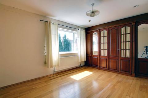 5 Cobs Way, New Haw, Addlestone, KT15 3AF