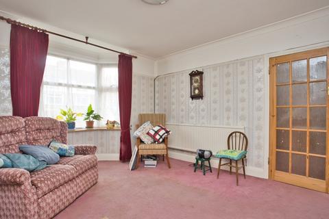 9 Joyes Road, Folkestone, CT19 6NX