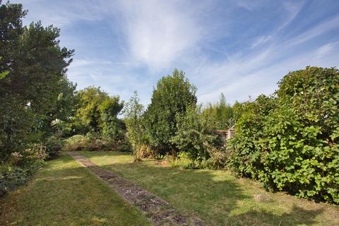 9 Joyes Road, Folkestone, CT19 6NX