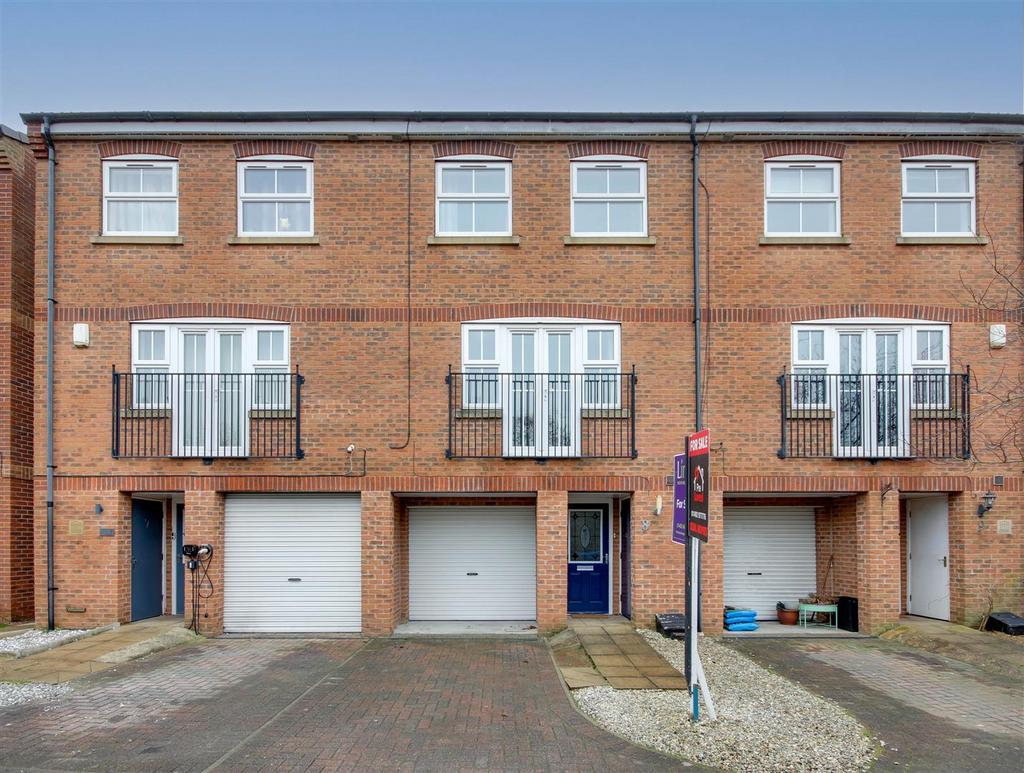  MG 2835 York Drive copy-1.jpg