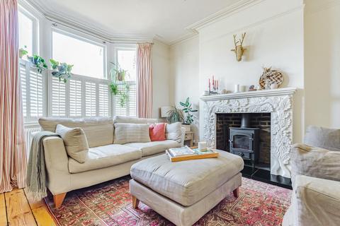 100 Kings Road, Kingston Upon Thames, KT2 5HT