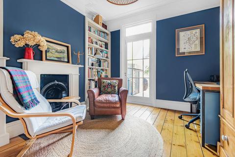 100 Kings Road, Kingston Upon Thames, KT2 5HT