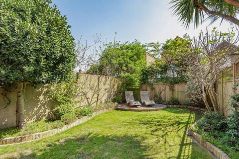 100 Kings Road, Kingston Upon Thames, KT2 5HT