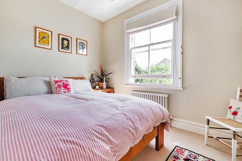 100 Kings Road, Kingston Upon Thames, KT2 5HT