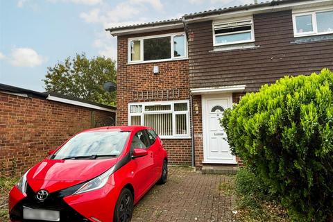 5 Farm Close, Cheshunt, Waltham Cross, EN8 8PD
