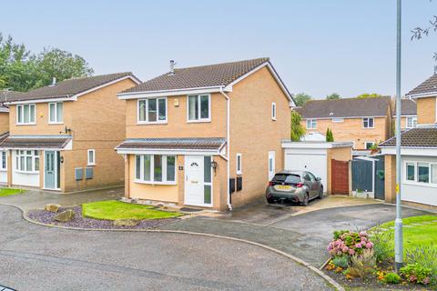 Carmarthen Close, Callands, WA5