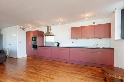 2 bedroom apartment to rent, at Manchester, Penthouse Apartment, Zinc Court M25