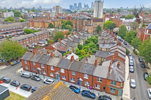 3 bedroom house for sale, Cyprus Street, Bethnal Green