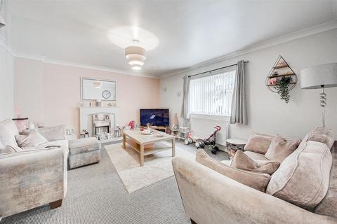 2 bedroom maisonette for sale, Station Road, Southport PR8