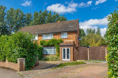 3 bedroom semi-detached house for sale, Manordene Close, Thames Ditton, KT7