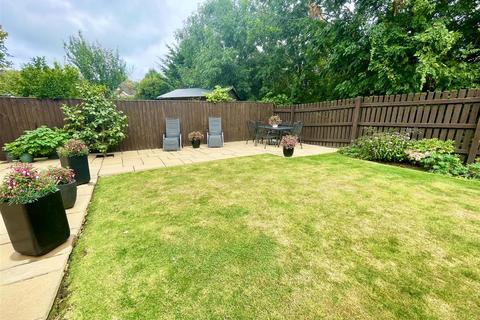 26 Hatherall Close, Stratton St Margaret, Swindon, SN3 4LQ