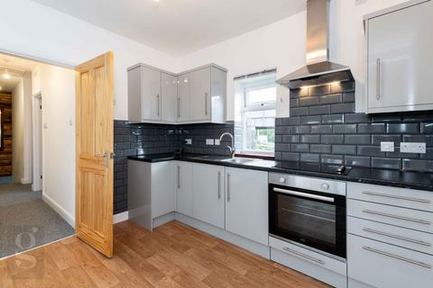 3 bedroom flat to rent, Sunnyside, Worcester Road, Leominster