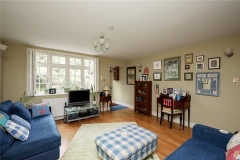 2 bedroom end of terrace house for sale, Langford Close, London, W3