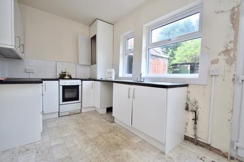 2 bedroom terraced house for sale, Green Lane Road, Leicester, LE5 4NE