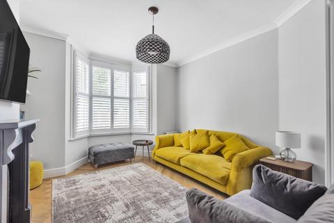 4 bedroom terraced house for sale, Rowena Crescent, Battersea